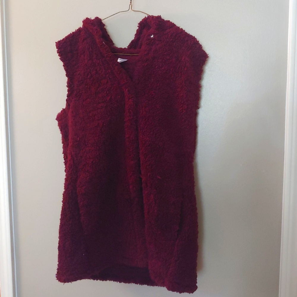 Maroon fluffy sweater vest size medium